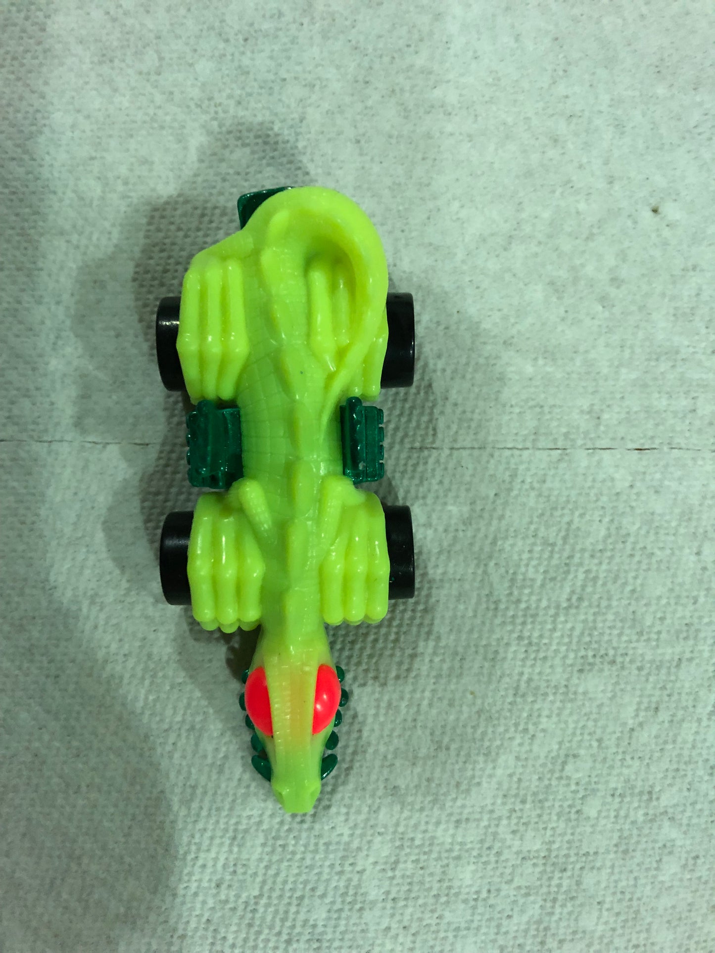 Hot Wheels Car Dragon Wagon 478